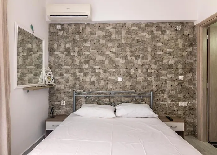 Beachfront Garden By Interhome Vakantiehuis